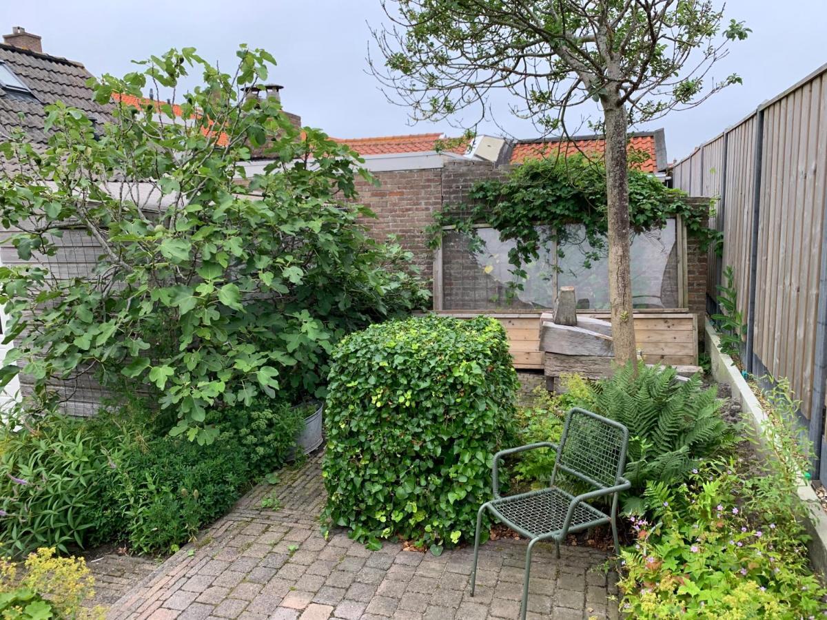 Volledig Gerenoveerd-studio Aan Het Apartment