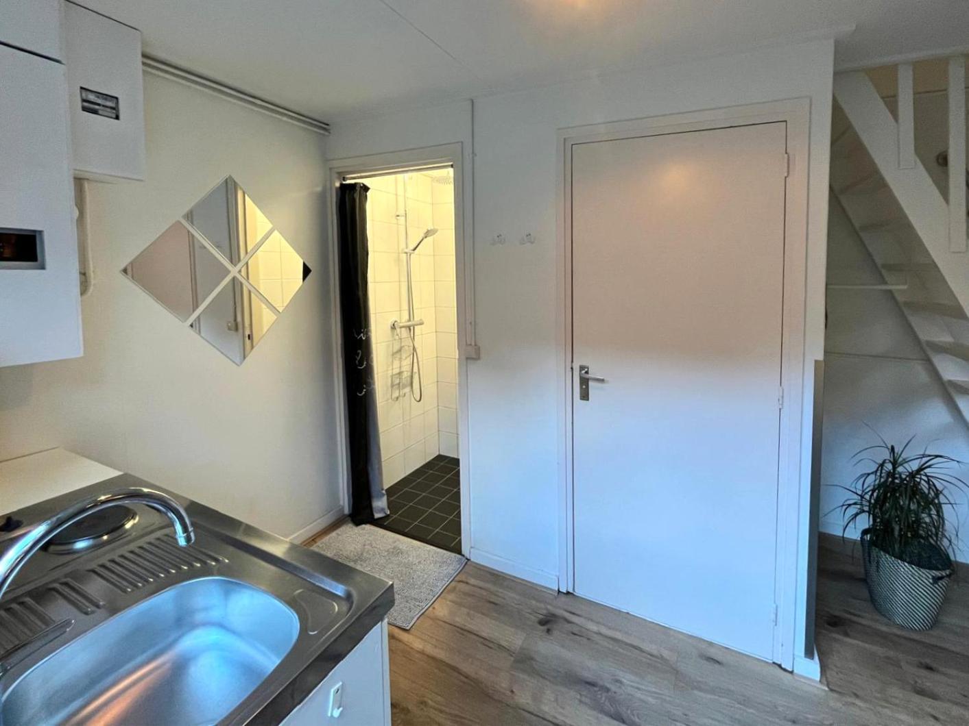Apartment Volledig Gerenoveerd-studio Aan Het