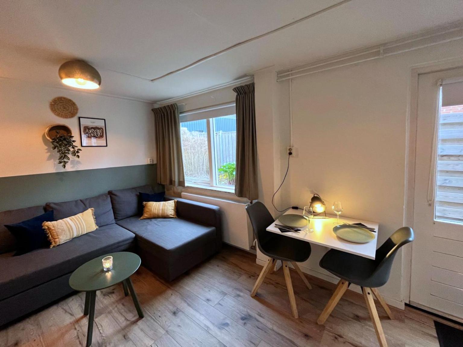 Volledig Gerenoveerd-studio Aan Het Apartment Zoutelande